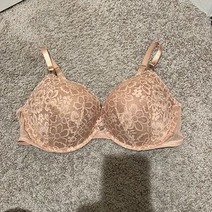 NWOT VS Push Up Bra